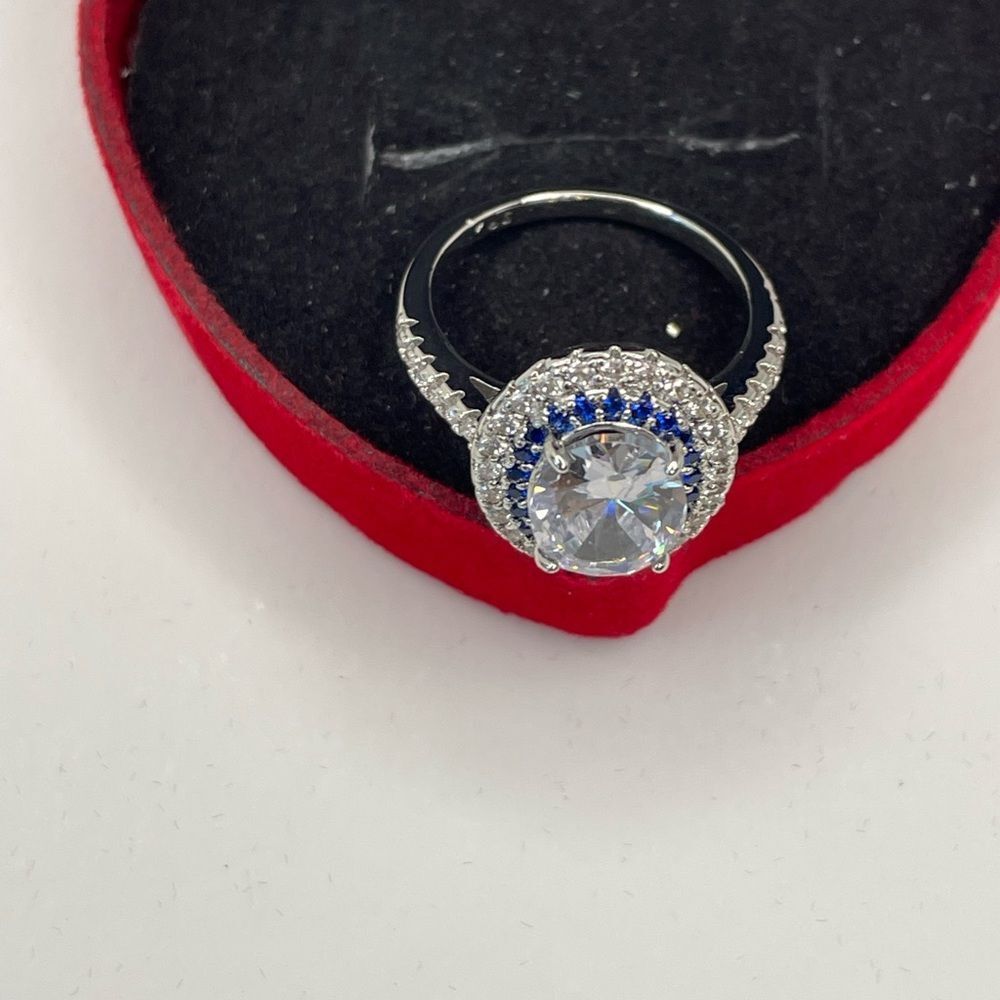 925 BLUE SAPPHIRE ROUND CUT BRIDAL WEDDING RING - Picture 11 of 15